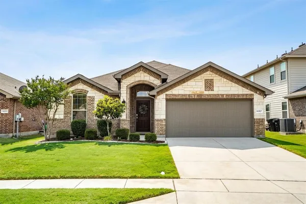 $300,000 | 14357 Artisan Drive, Fort Worth, TX 76052