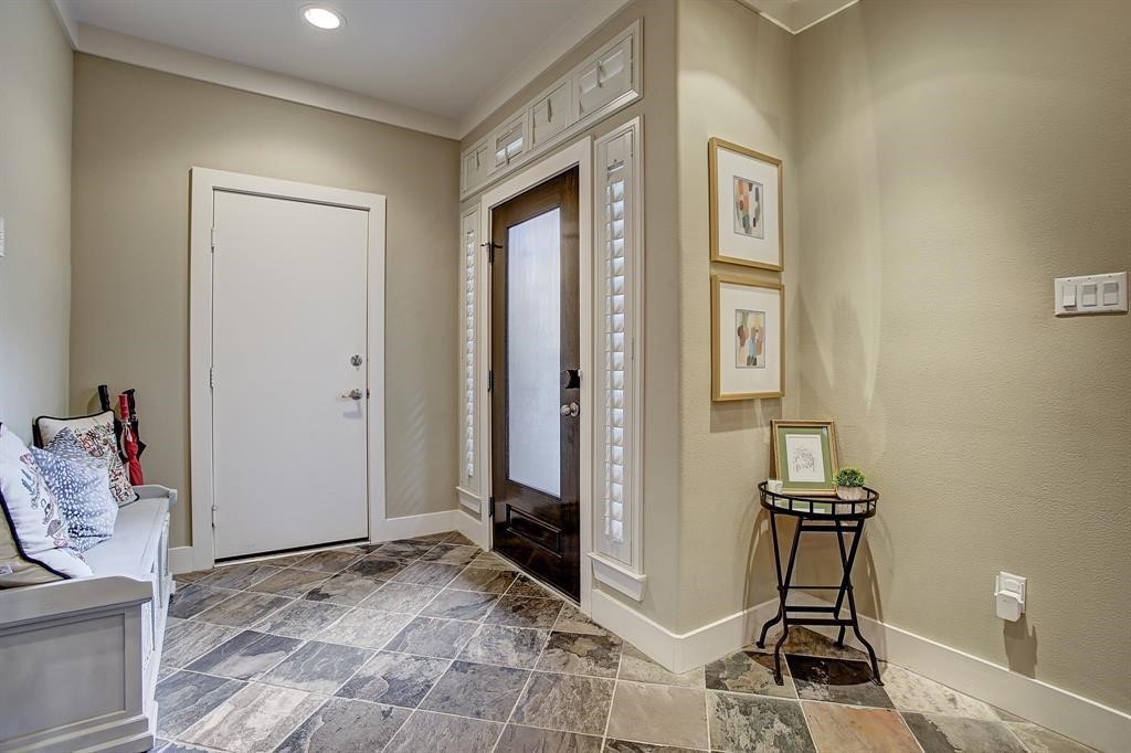 246 Detering Street Houston, TX 77007 - Photo 4 of 27 a view of a room with wooden floor and closet