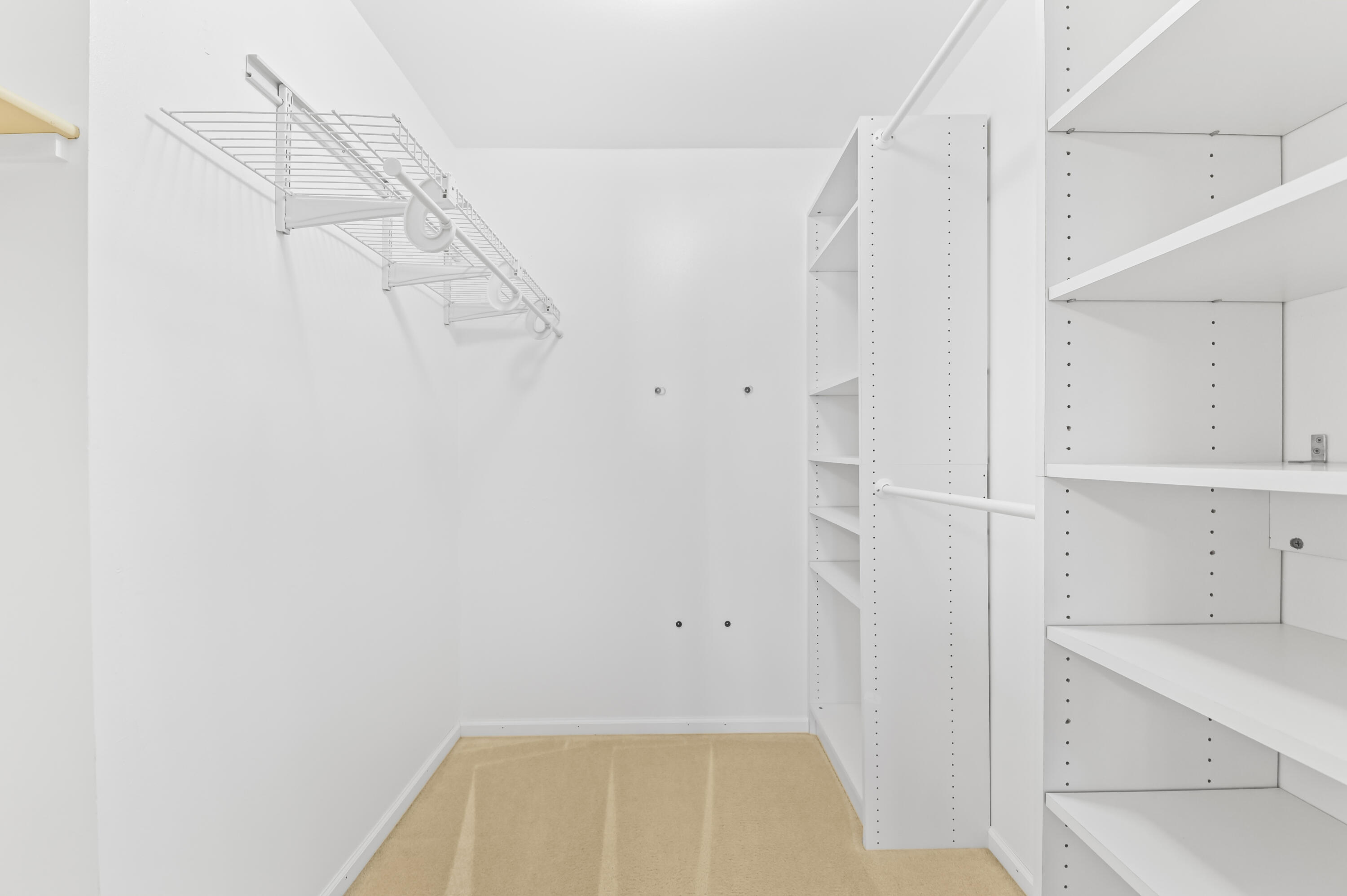 1430 Sunnyridge Road Pewaukee, WI 53072 - Photo 18 of 37 Walk-in closet