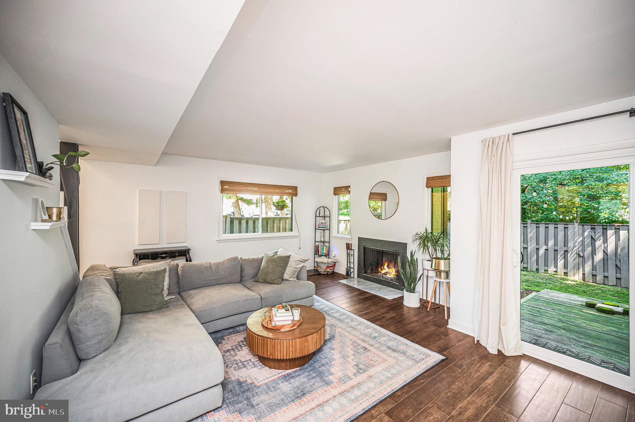 2215 Glencourse Lane Reston, VA 20191 - Photo 11 of 68
