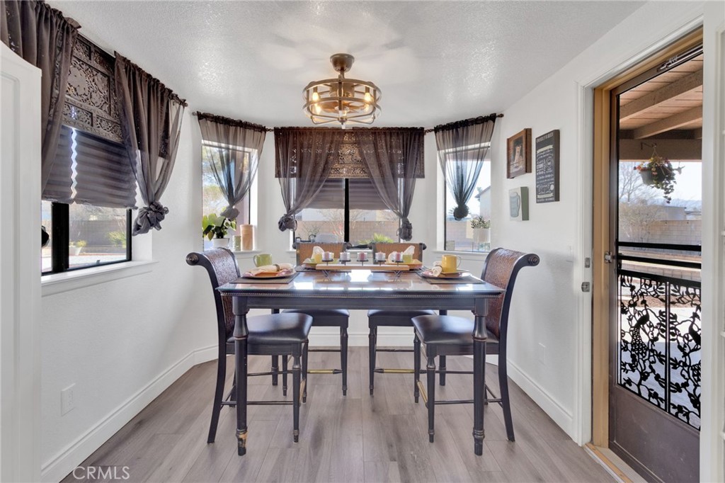 11679 Winterhawk Way Apple Valley, CA 92308 - Photo 16 of 57