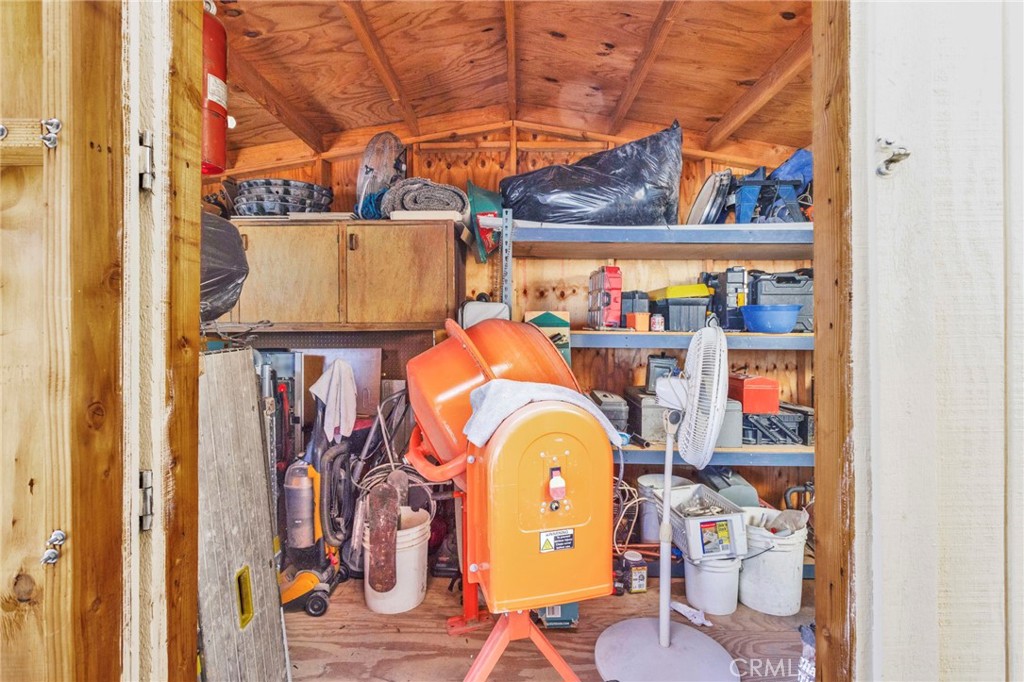 11679 Winterhawk Way Apple Valley, CA 92308 - Photo 43 of 57