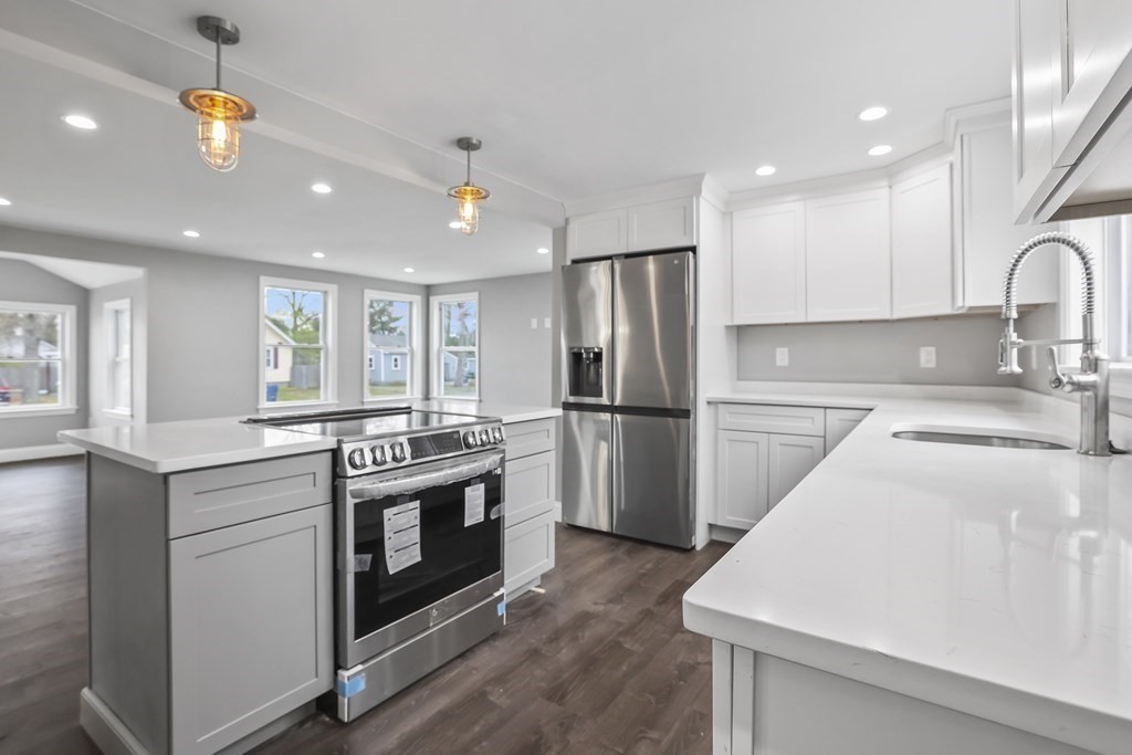 2 Nokomis Road Wareham, MA 02532 - Photo 10 of 25