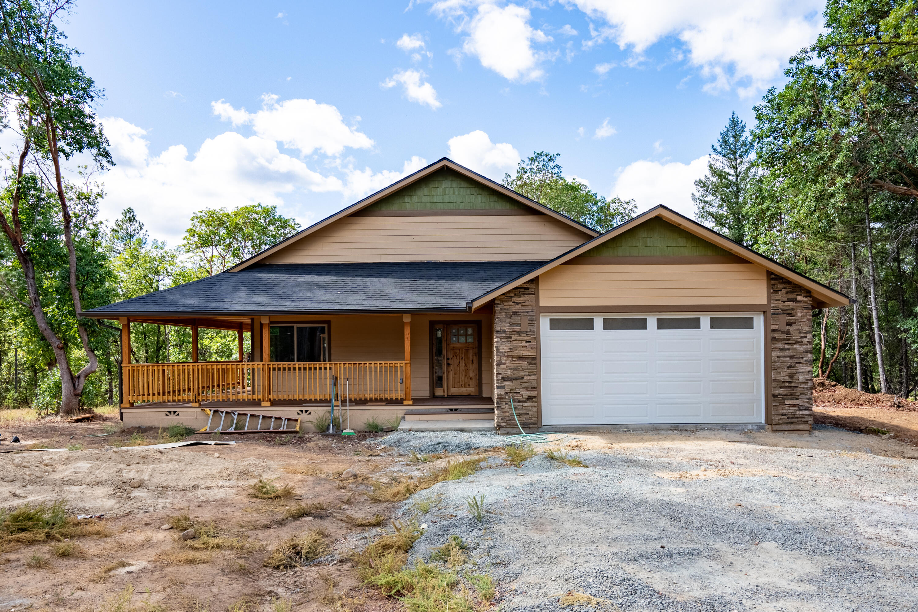 1354 Ellison Loop Merlin, OR 97532 - Photo 1 of 25 DSC02105-HDR