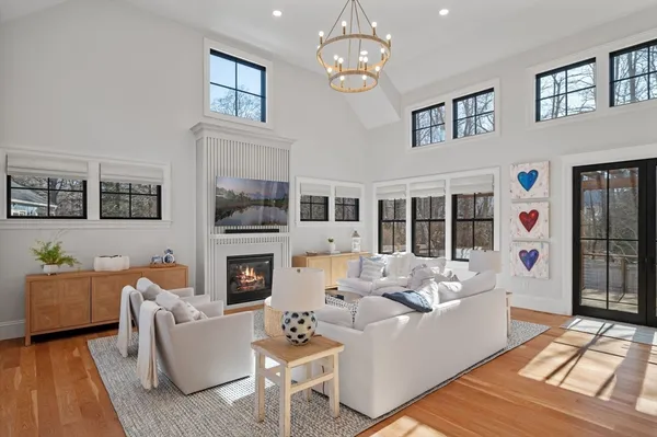 $2,980,000 | 16 Liberty Road, Marblehead, MA 01945