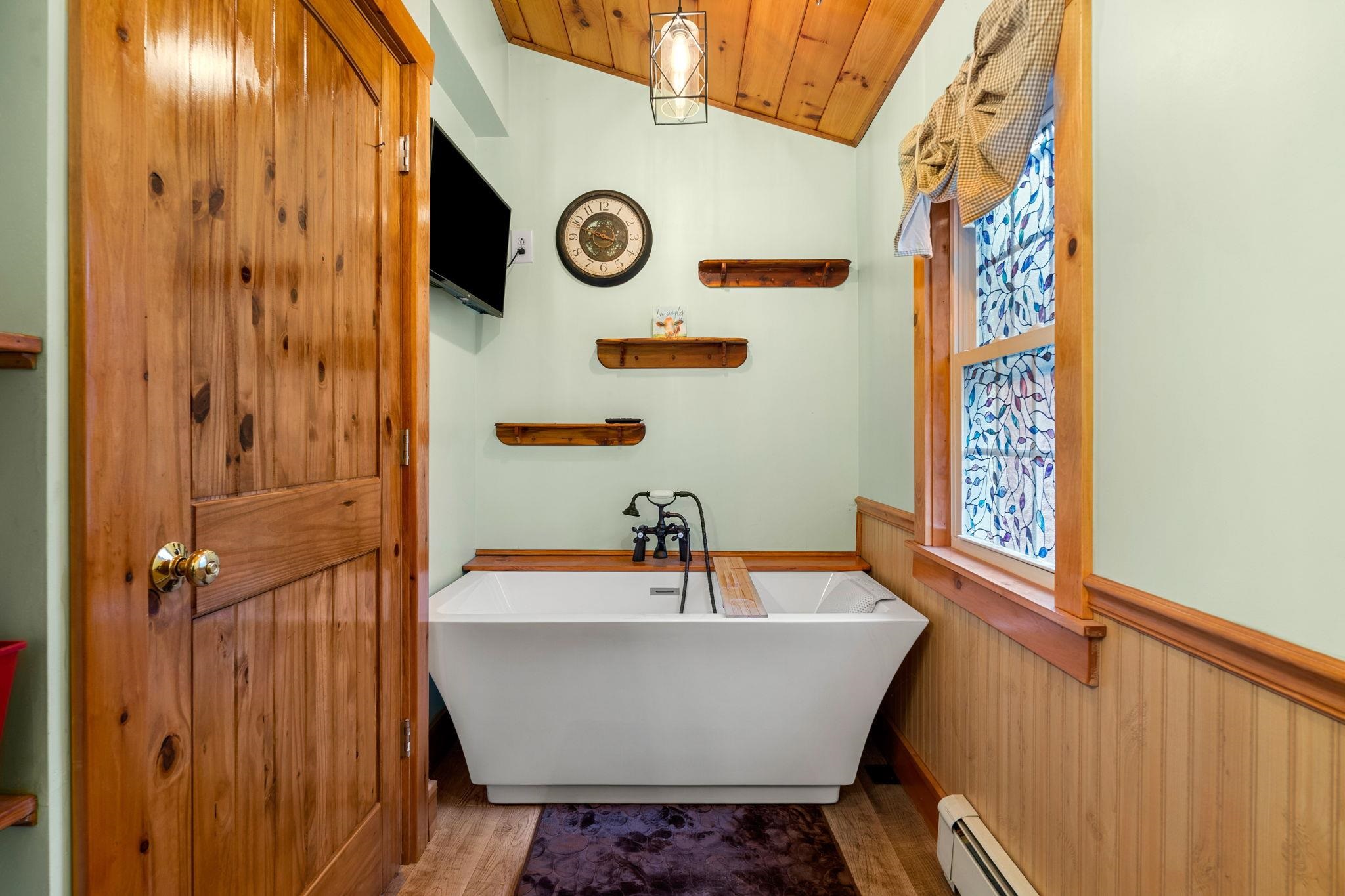 11 Hubbard Hill Road Greenville, NH 03048 - Photo 21 of 35 Gallery Image 21