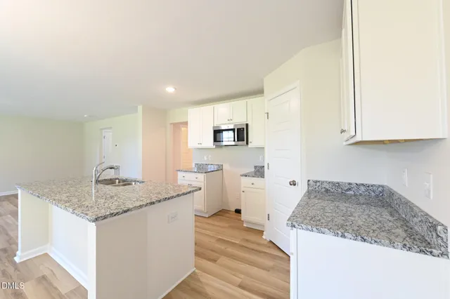 $299,706 | 209 Hl Vly Drive, Unit (LOT 58), La Grange, NC 28551