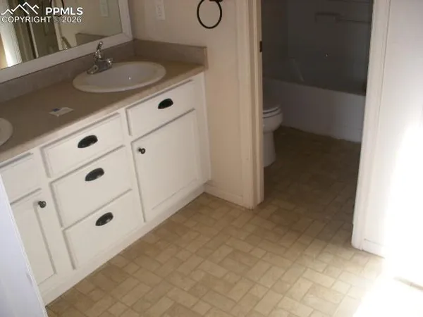 $189,900 | 4810 Hobkirks Point, Colorado Springs, CO 80906