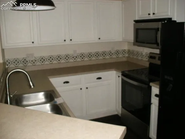 $189,900 | 4810 Hobkirks Point, Colorado Springs, CO 80906