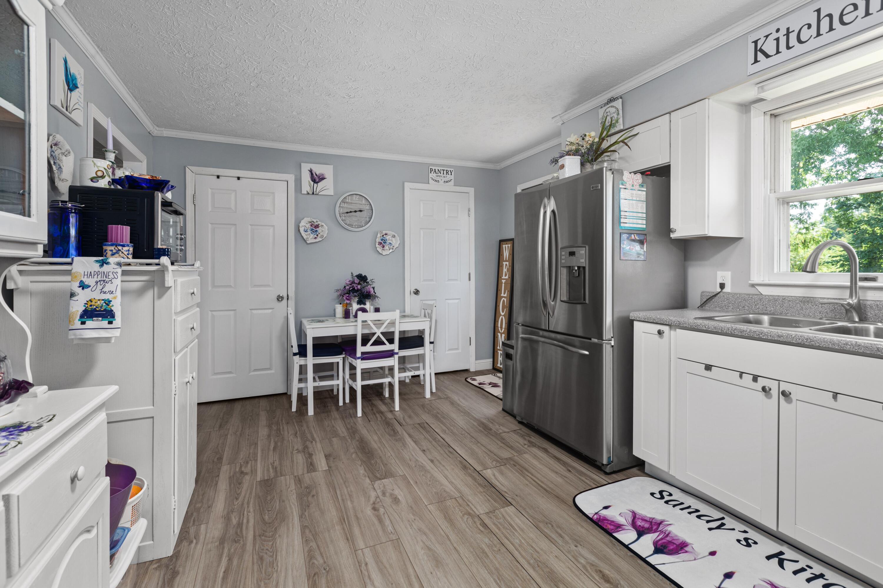 197 Gum Bottom Road Waco, KY 40385 - Photo 6 of 27 Kitchen