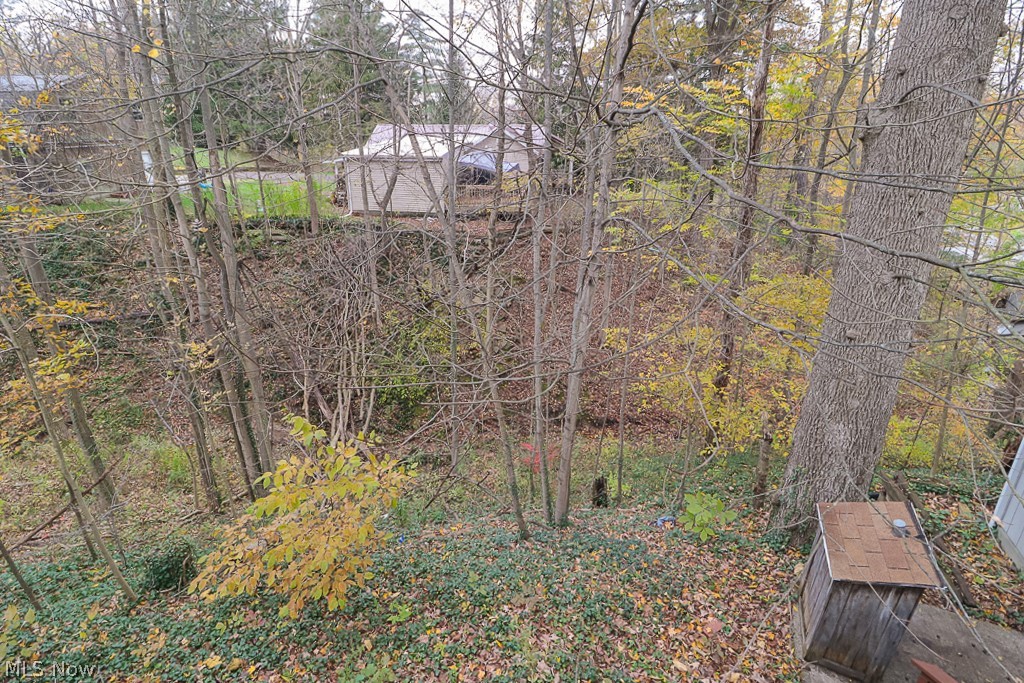 9747 Thwing Road Chardon, OH 44024 - Photo 8 of 31 Gallery Image 8