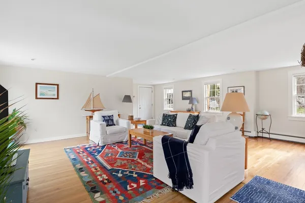 $899,000 | 20 Middle Street, Beverly, MA 01915