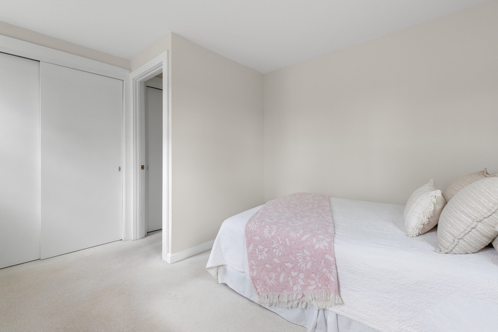 20 Middle Street Beverly, MA 01915 - Photo 28 of 42