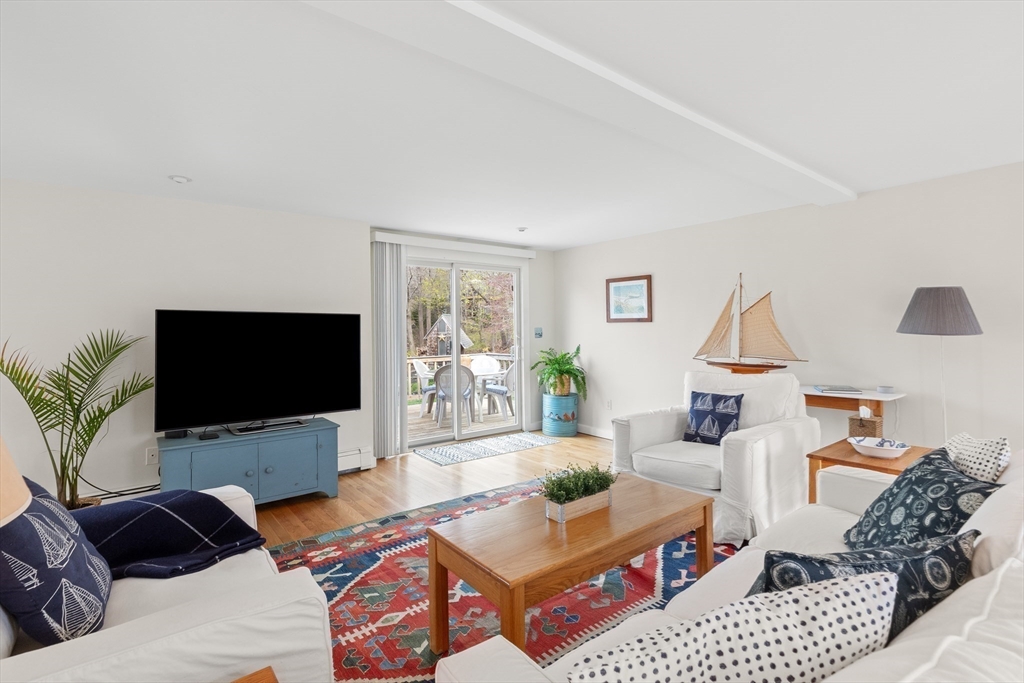 20 Middle Street Beverly, MA 01915 - Photo 9 of 42