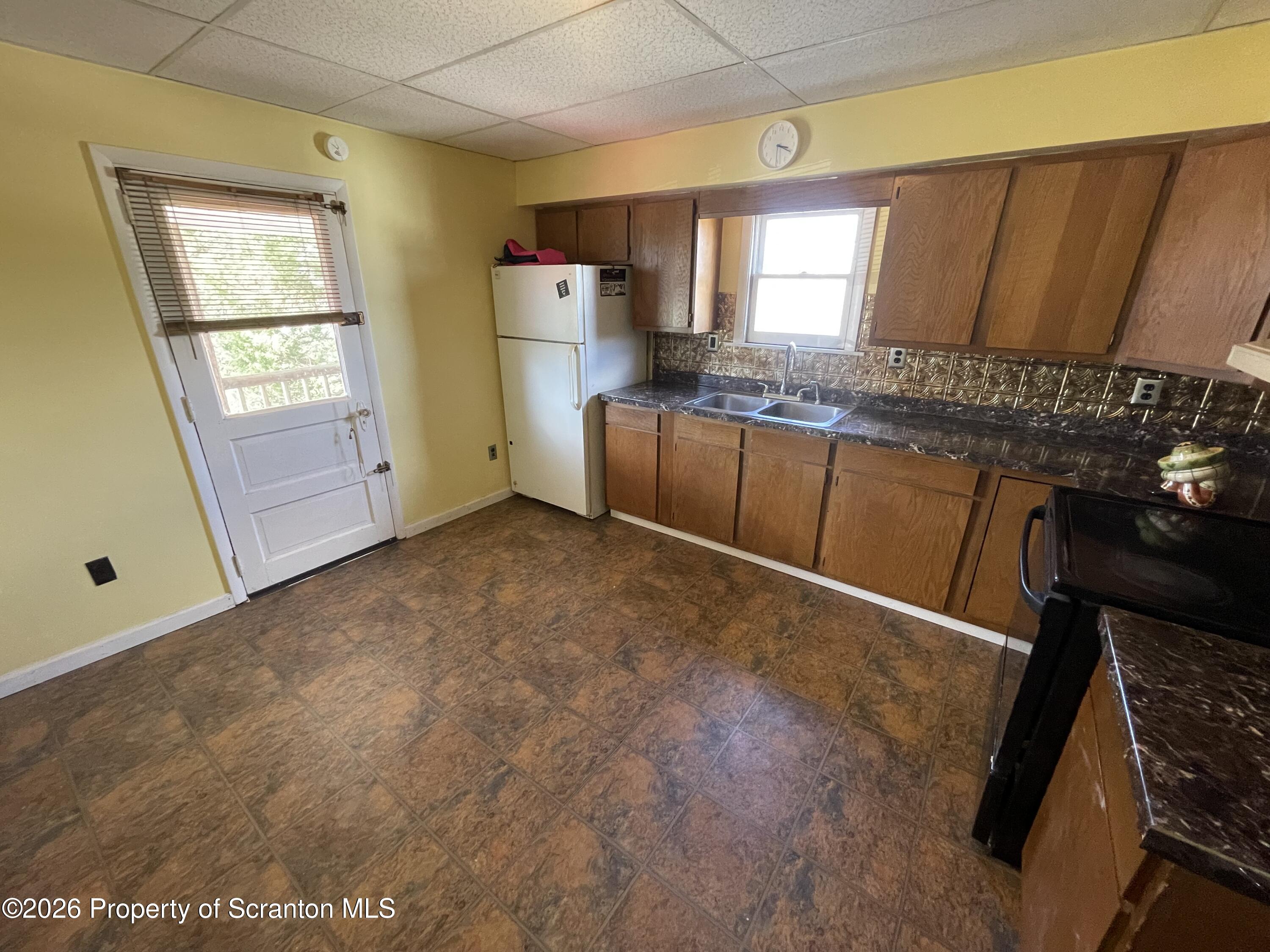 1122 Swetland Street Scranton, PA 18504 - Photo 25 of 31 Second floor
