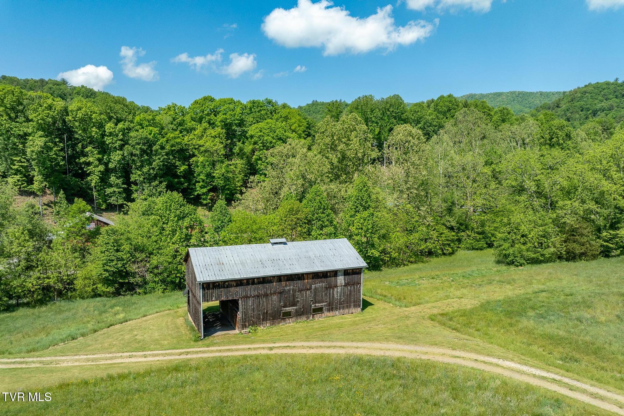 336 Mack Branch Road Mountain City, TN 37683 - Photo 91 of 94 336 Mack Branch Road (26 of 109)