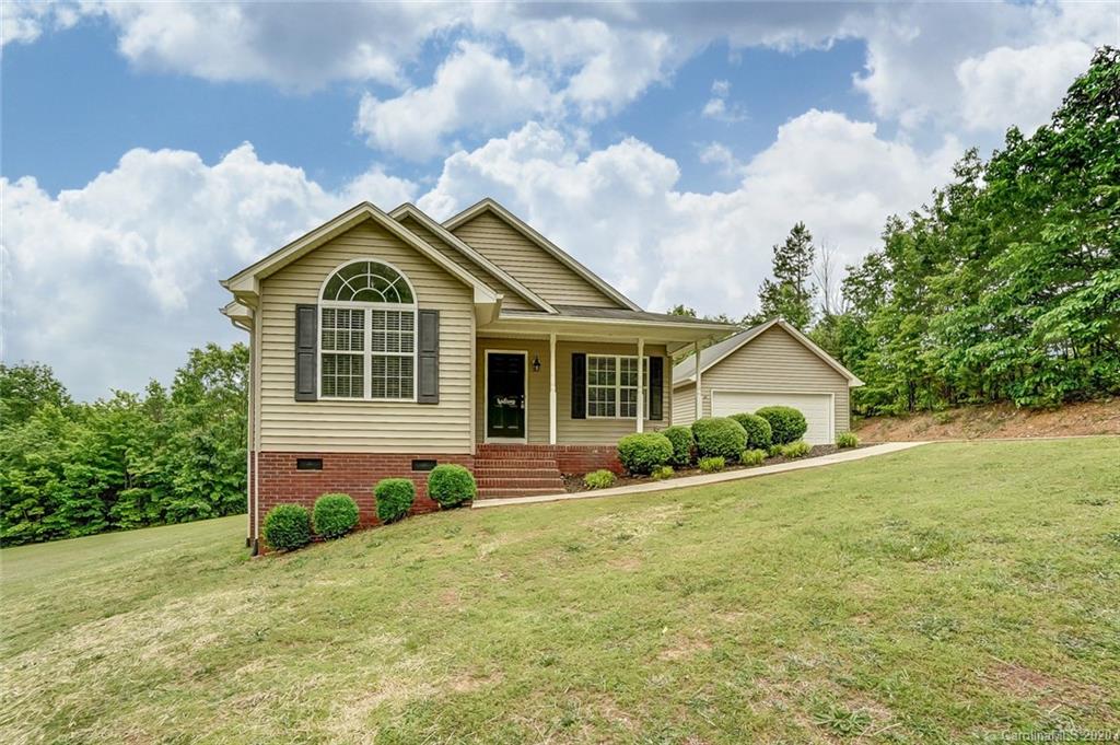 335 Pinnacle Road Kings Mountain, NC 28086 - Photo 1 of 32 Gallery Image 1