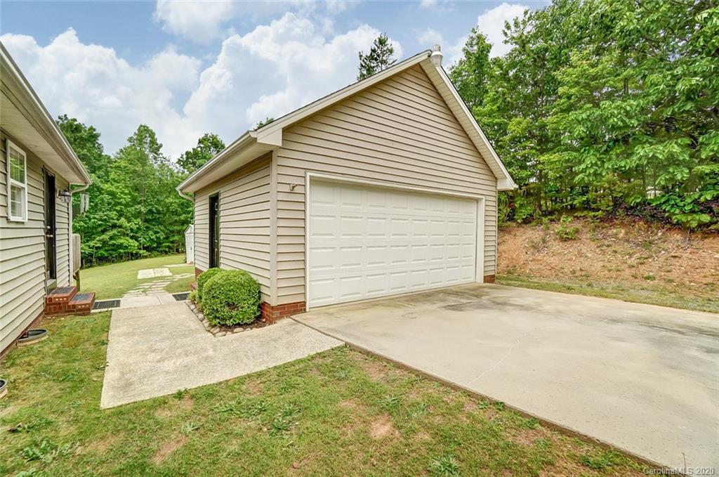335 Pinnacle Road Kings Mountain, NC 28086 - Photo 32 of 32 Gallery Image 32