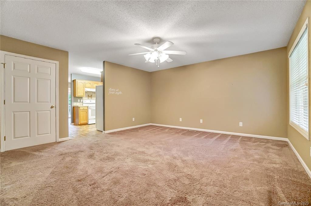 335 Pinnacle Road Kings Mountain, NC 28086 - Photo 7 of 32 Gallery Image 7