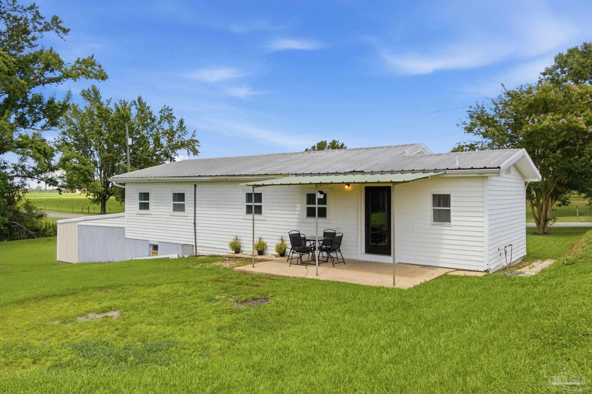 5731 Morgan Road McDavid, FL 32568 - Photo 32 of 38