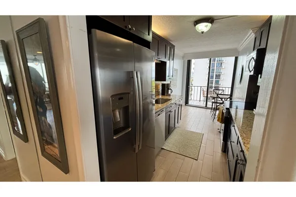 $3,200 | 4200 North Ocean Avenue, Unit 1605, Riviera Beach, FL 33404