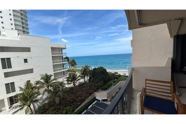 $3,200 | 4200 North Ocean Avenue, Unit 1605, Riviera Beach, FL 33404