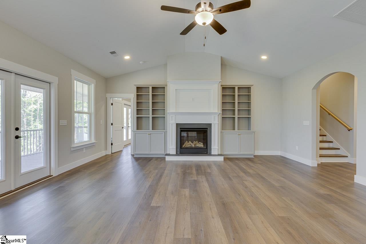 123 Hideaway Lane Easley, SC 29640 - Photo 13 of 47