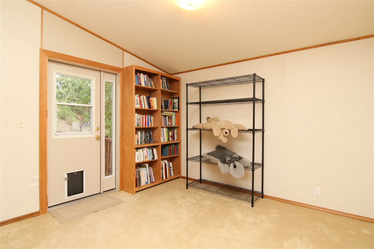 10712 South Hangman Valley Road Spokane, WA 99224 - Photo 14 of 20 Gallery Image 14