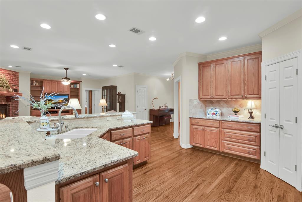 262 Briarcreek Road Whitesboro, TX 76273 - Photo 17 of 36