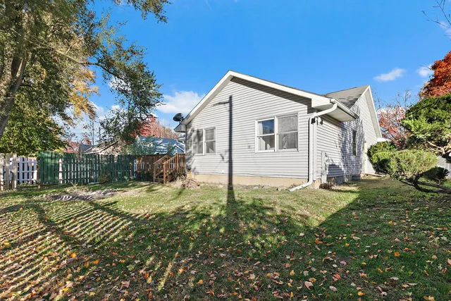 $220,000 | 217 Ash Road, Kingston, IL 60145