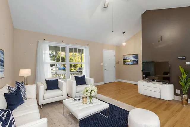 $220,000 | 217 Ash Road, Kingston, IL 60145