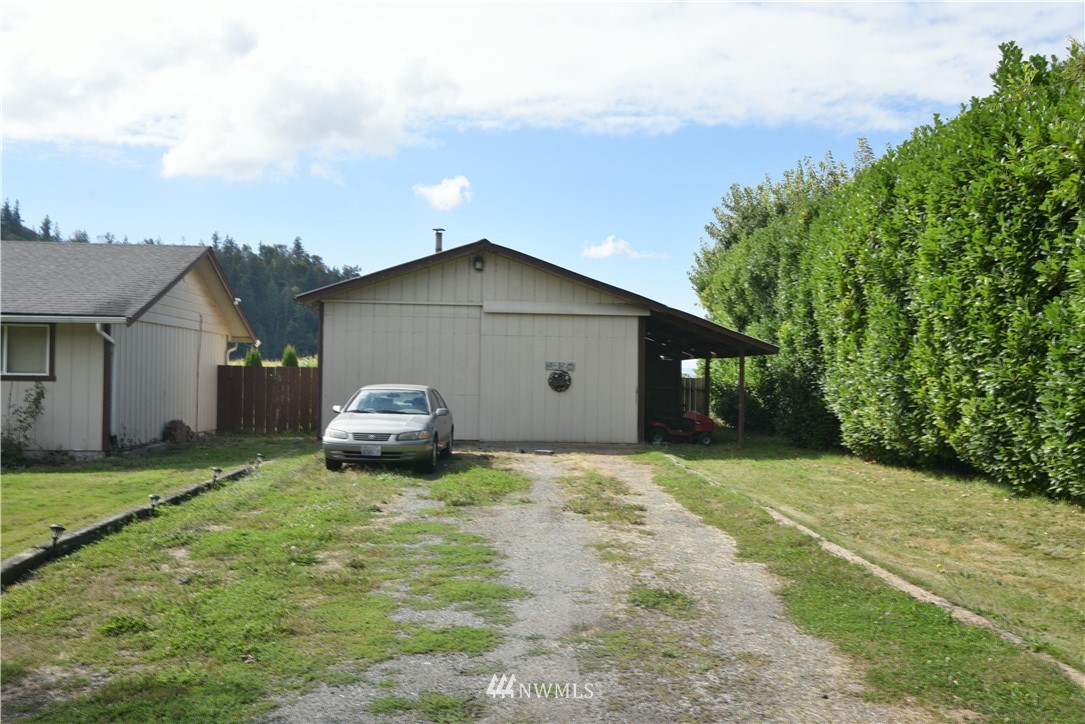 9826 District Line Road Burlington, WA 98233 - Photo 2 of 27 Gallery Image 2