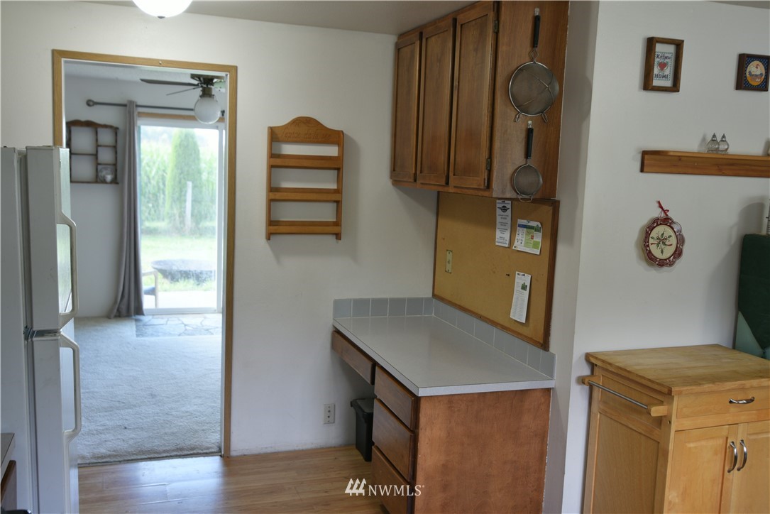9826 District Line Road Burlington, WA 98233 - Photo 13 of 27 Gallery Image 13