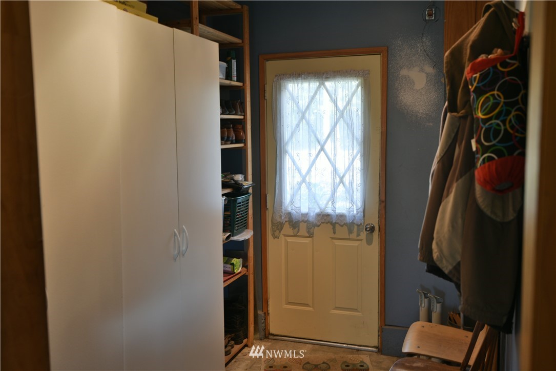 9826 District Line Road Burlington, WA 98233 - Photo 17 of 27 Gallery Image 17