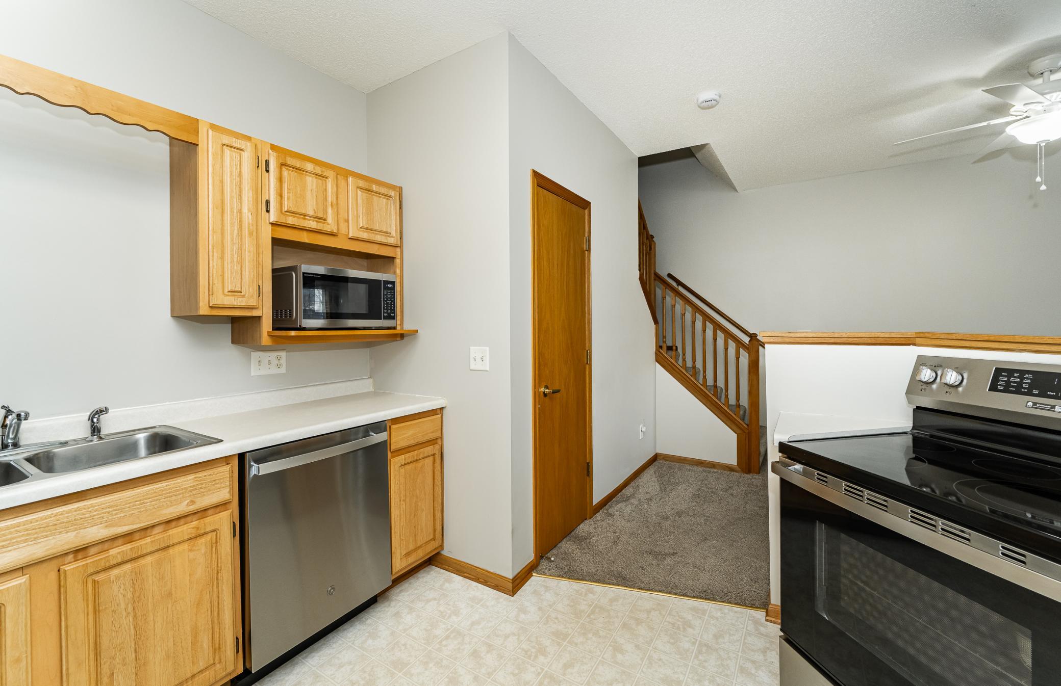 5133 Supalla Court Northwest Rochester, MN 55901 - Photo 11 of 28