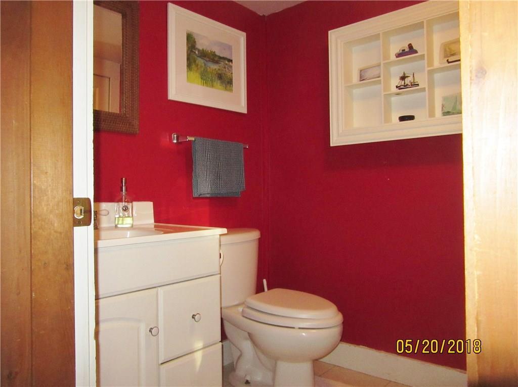 3 Fox Hill Road Freeport, ME 04032 - Photo 11 of 35 First floor half bath