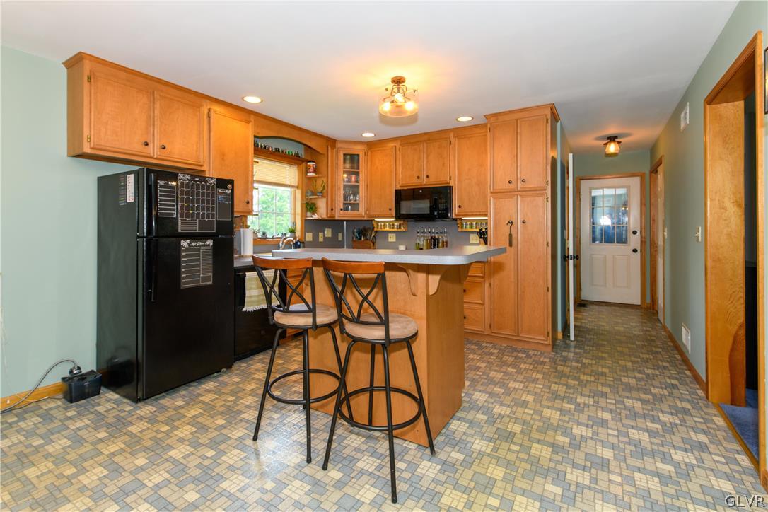 522 Nolf Road Nazareth, PA 18064 - Photo 15 of 43