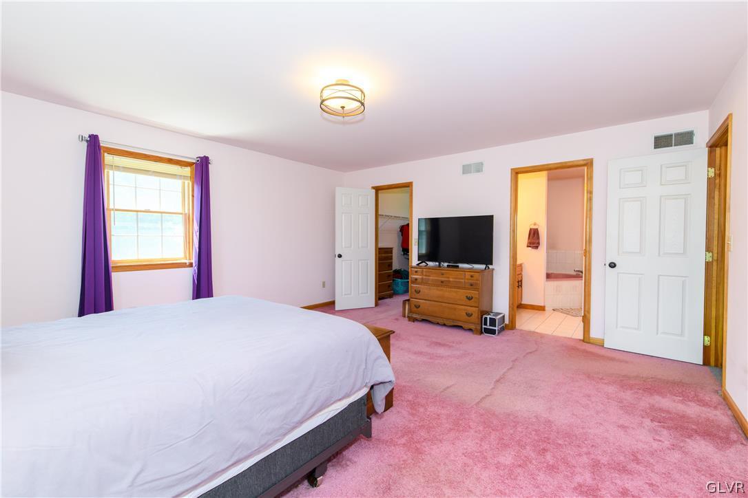 522 Nolf Road Nazareth, PA 18064 - Photo 29 of 43