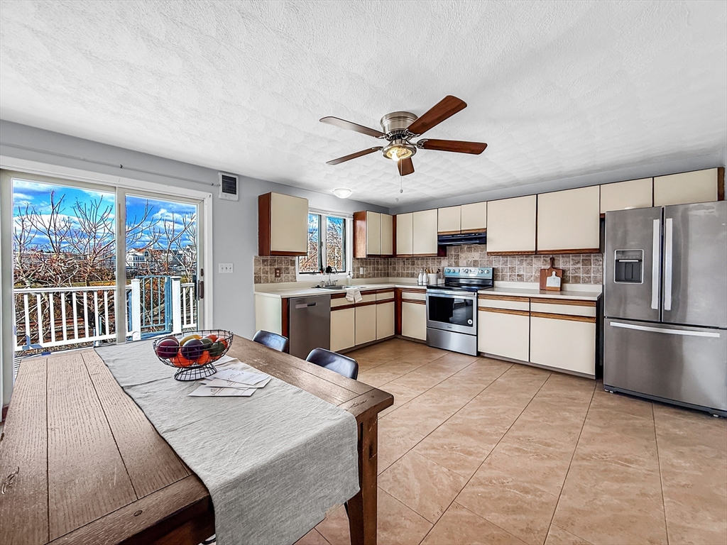 31 Dunn Road Revere, MA 02151 - Photo 15 of 41