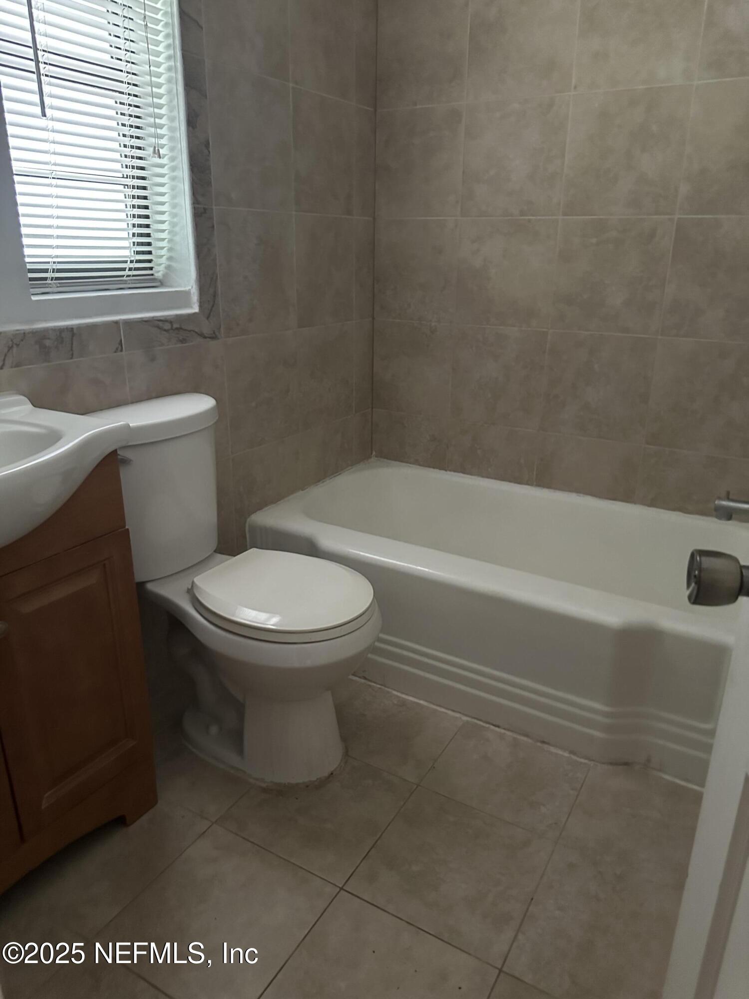 3856 Spring Park Road Jacksonville, FL 32207 - Photo 7 of 7 Bathroom