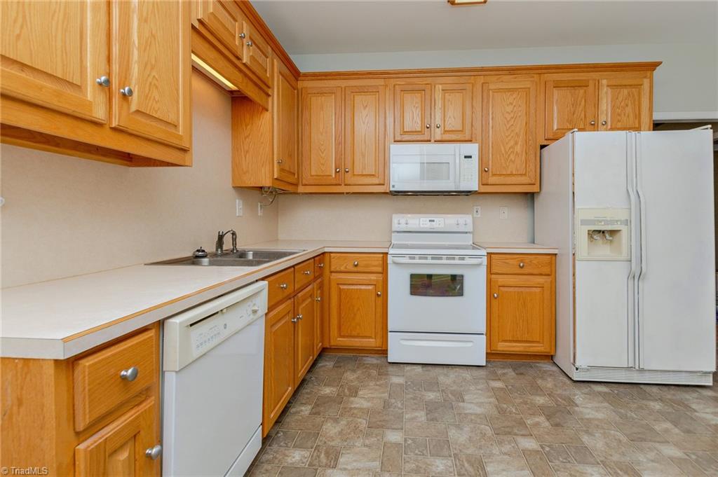 1152 Windover Road Randleman, NC 27317 - Photo 14 of 34 Gallery Image 14
