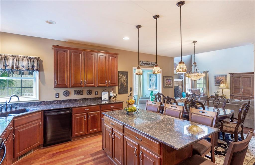 75 Galati Road McDonald, PA 15057 - Photo 13 of 25 Spacious EIK with plenty of cabinet & counter space!