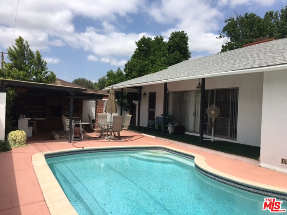 246 Reed Street Covina, CA 91723 - Photo 5 of 9 Gallery Image 5
