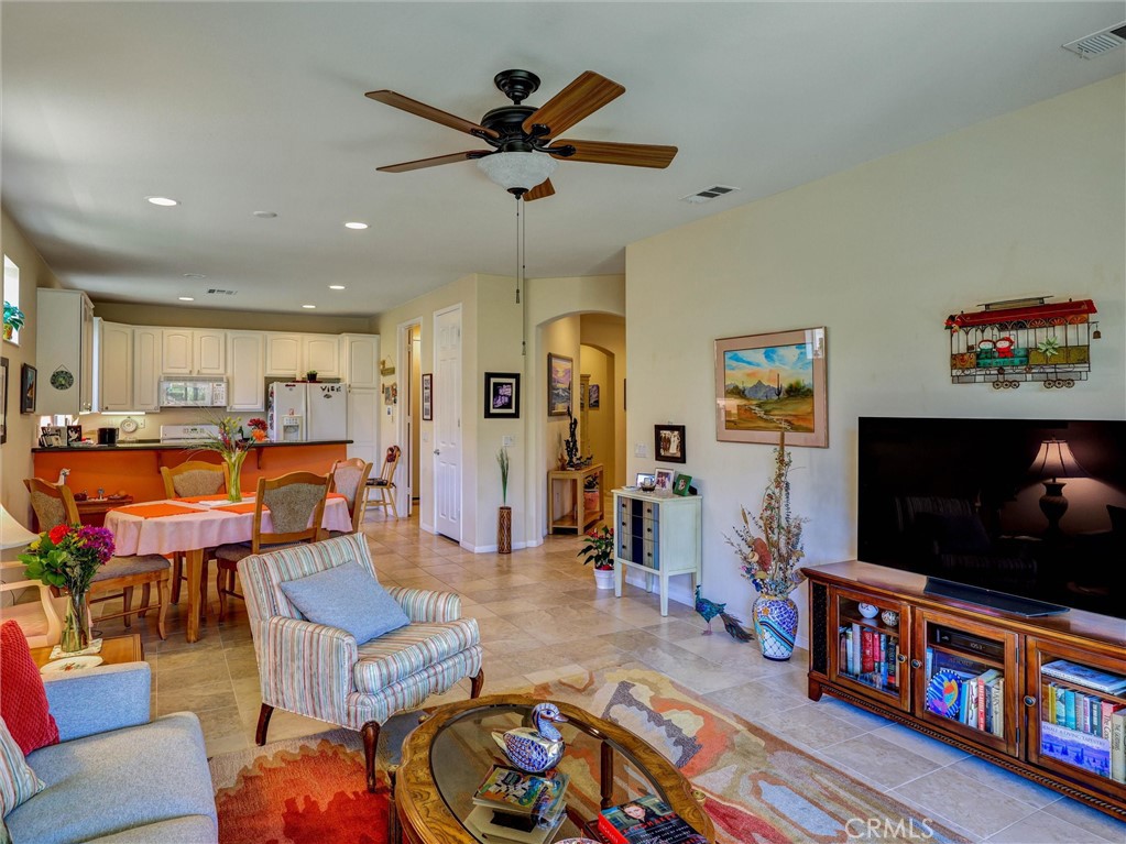 1638 Scottsdale Road Beaumont, CA 92223 - Photo 19 of 44