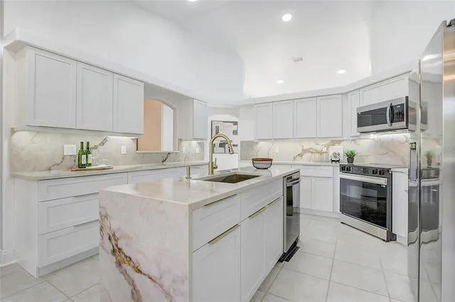 $699,999 | 3770 Tranquility Drive, Melbourne, FL 32934