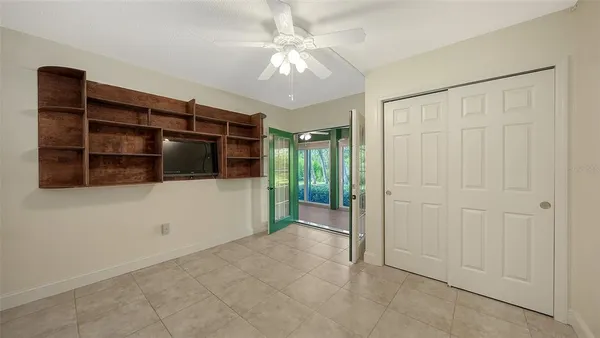 $500,000 | 225 Hour Glass Way, Unit 103, Sarasota, FL 34242