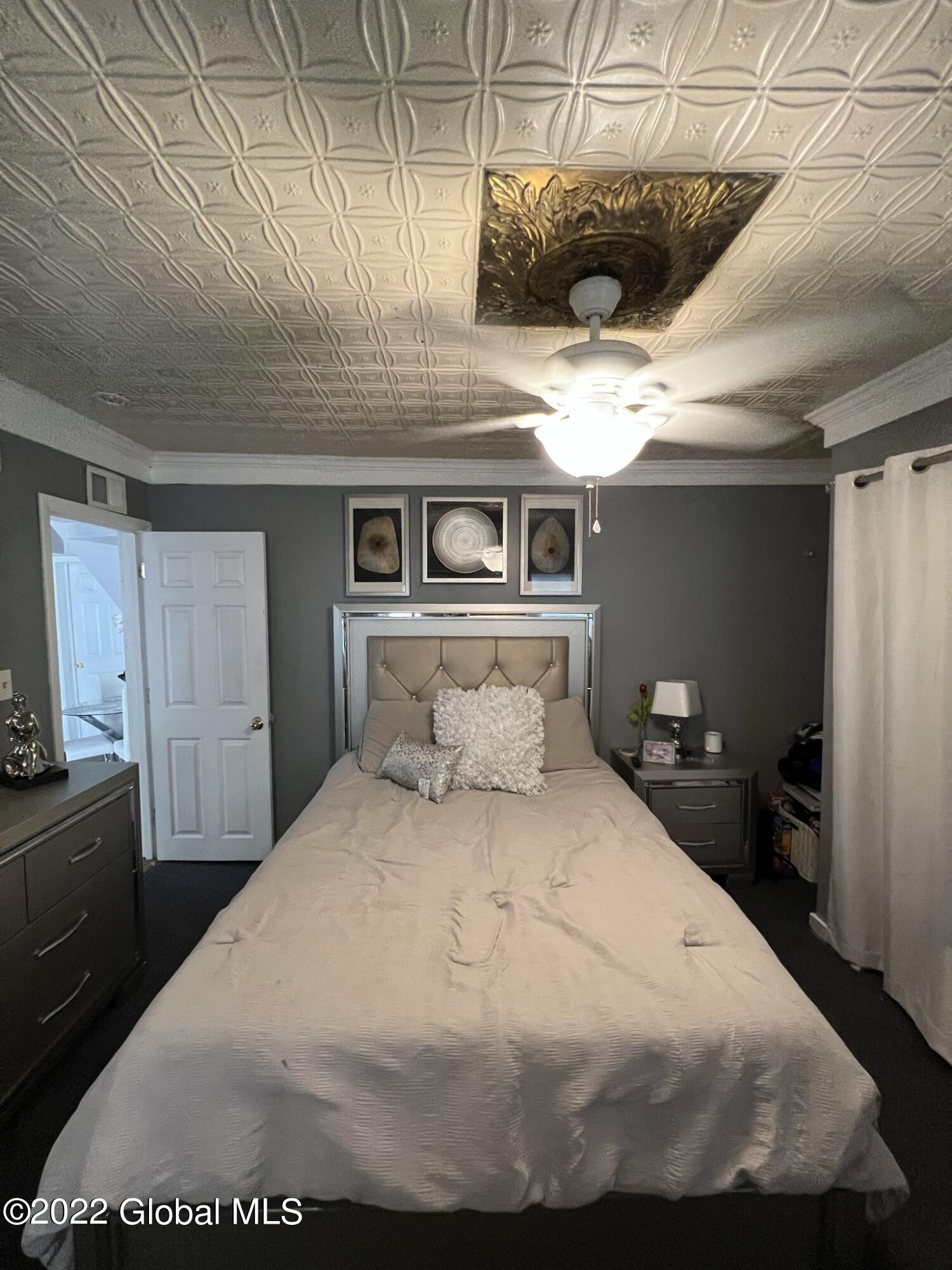 48 Broad Street Amsterdam, NY 12010 - Photo 12 of 44 IMG_2149