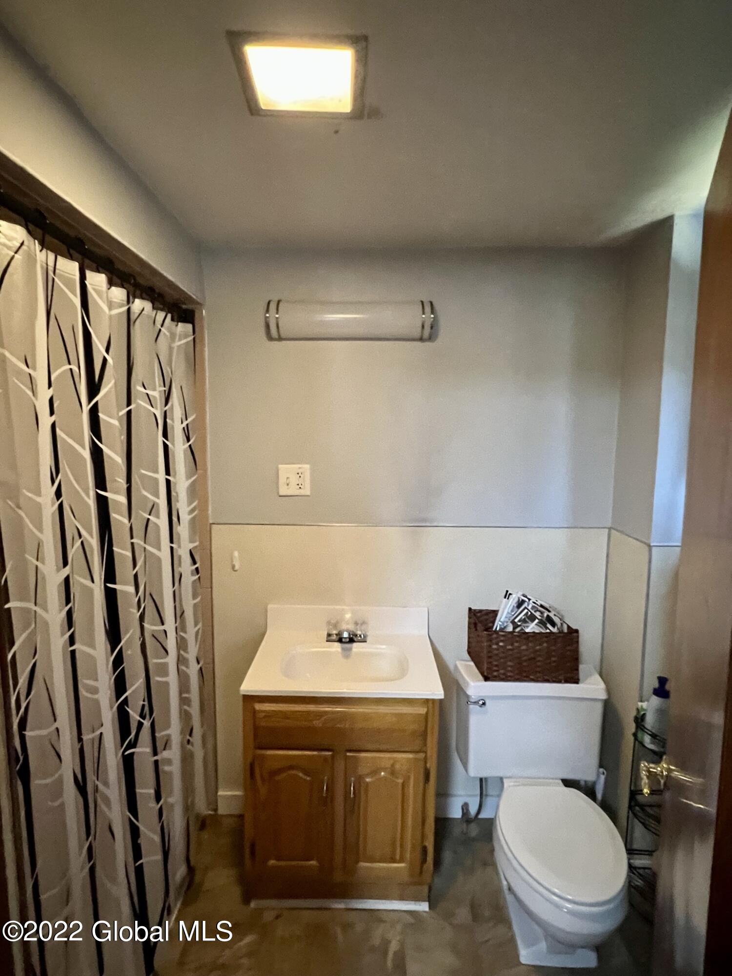 48 Broad Street Amsterdam, NY 12010 - Photo 28 of 44 IMG_2089