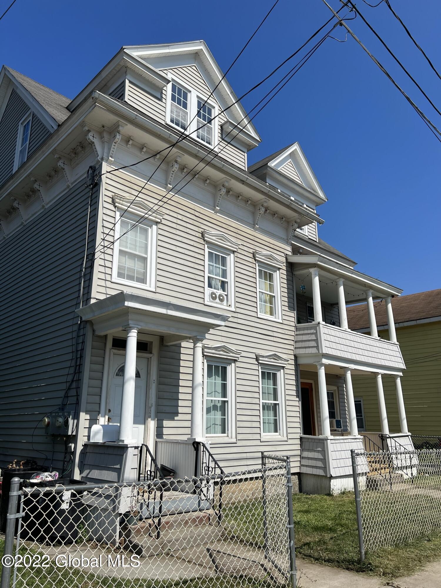 48 Broad Street Amsterdam, NY 12010 - Photo 3 of 44 IMG_2064