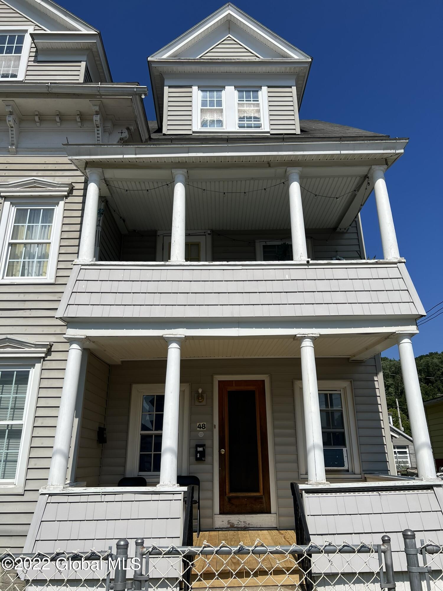 48 Broad Street Amsterdam, NY 12010 - Photo 4 of 44 IMG_2067